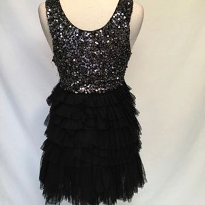 ALICE & OLIVIA Party Dress- Sequins and Ruffles-Size M-Adorable!